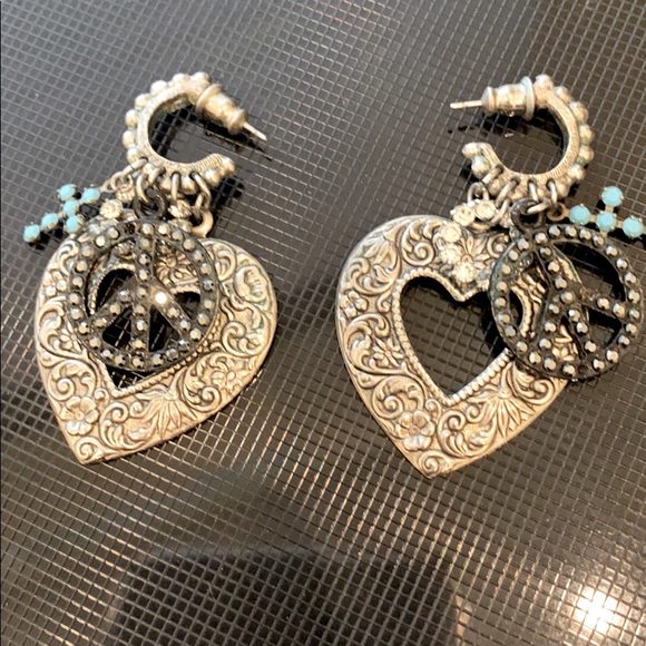 Heart Earrings - Picture 1 of 1